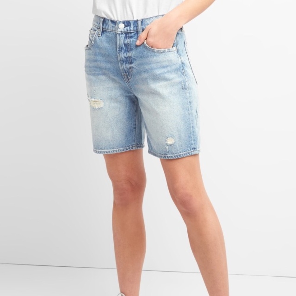 GAP Washwell High Rise 7" Denim Shorts Distressed - Picture 1 of 12